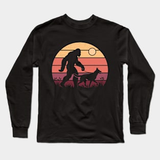 Bigfoot Walking Belgian Malinois Dog Vintage Hiking Dog Long Sleeve T-Shirt